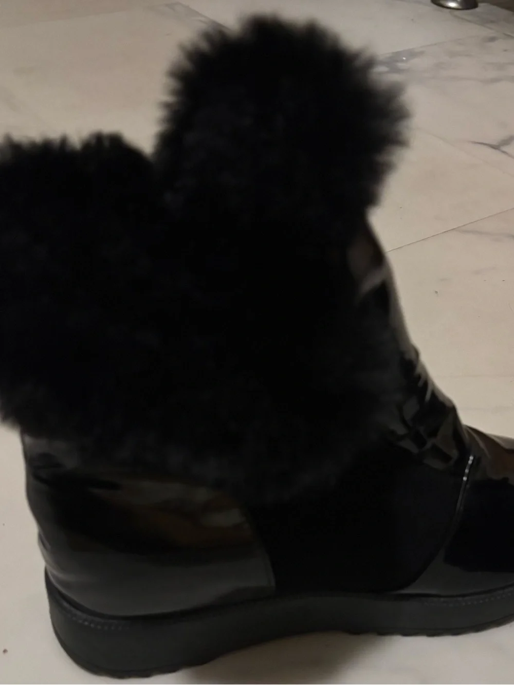 Kids Black Fur-Trim Snow Boots(Read full description)